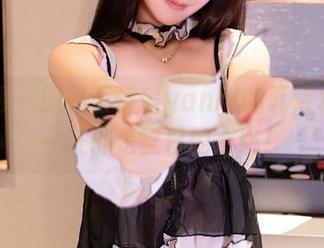 秀人网 – 探秘王馨瑶yanni的死库水：每一张都是夏日的心跳！