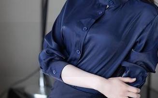 秀人网 – 无圣光下的海边，糯美子Mini秀出她的小秘密：一套鲜活的美图！