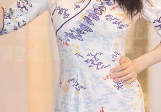 秀人网 – 隐藏版女神！“舌尖上的菊花ace”高清壁纸，妹妹的美照让你每天都想换！