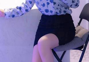 秀人网 – 黎苏苏与牛仔裤：下载这个充满阳光的写真吧！