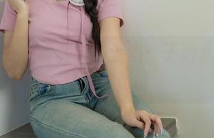 绮梦摄影 – 写真中的浪漫：子涵水手服与海浪的低语