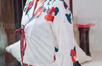 花漾show – 黑色调的秘密，黄乐然的高清美图让我忍不住多看几眼。
