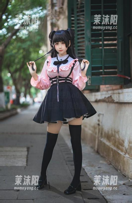 作品集大揭密：萌芽儿o0的体操服原图，简直是运动界的新星！