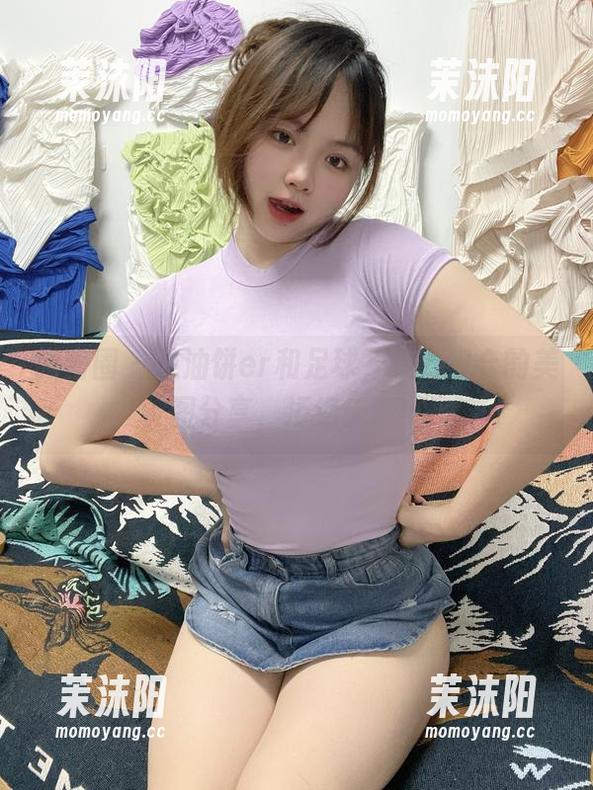 微密圈 - 葱油饼er和足球，这对组合的美图分享，拒绝无聊！