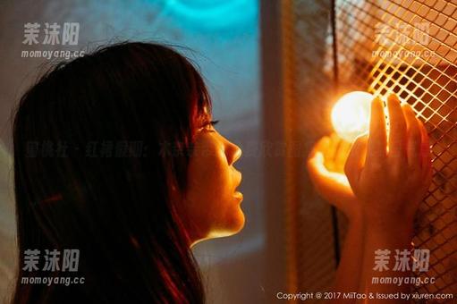 蜜桃社 - 红裙假期：木奈奈带你免费欣赏图集里的浓浓夏日气息