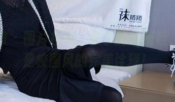 袜啵啵 – 图片档案：稚予的aj板鞋，简直是校园风的完美诠释！