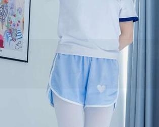 袜啵啵 – 稚予迷人珠光肉丝合集-细腻却又让人想多的契机