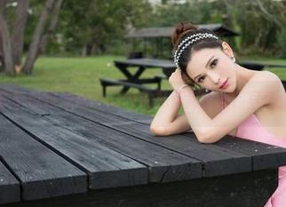 青豆客 – 你听说过朱赢Molly的私房秘密吗？写真里的小撩拨