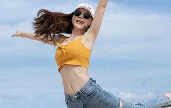 魅妍社 – 兜豆靓Youlina全套写真：内衣的力量！有了它，你的烦恼能够被包裹得严严实实！
