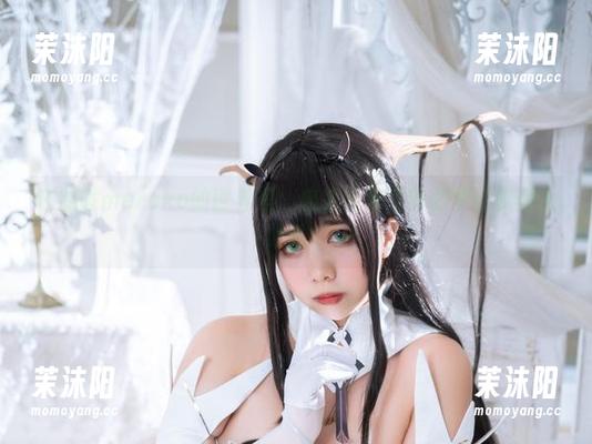 在魅瞳meroko的世界里：魔太郎兔女郎的梦幻套图大放送！